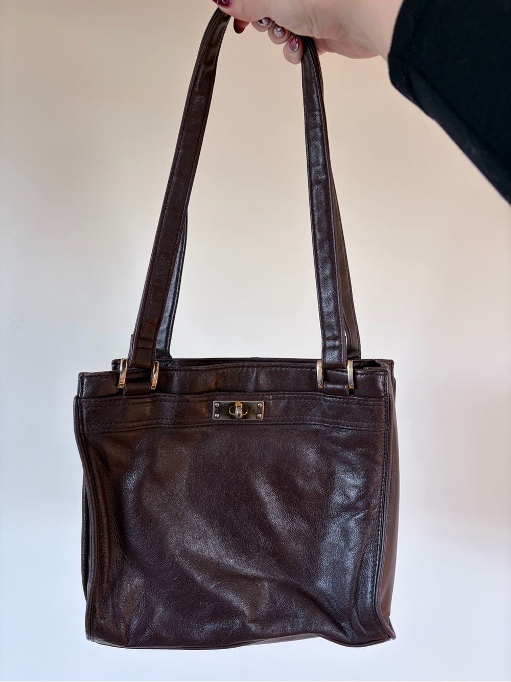 Classic Brown Leather Shoulder Bag